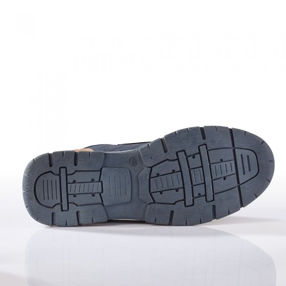 Chaussures sportives à patte auto-agrippante