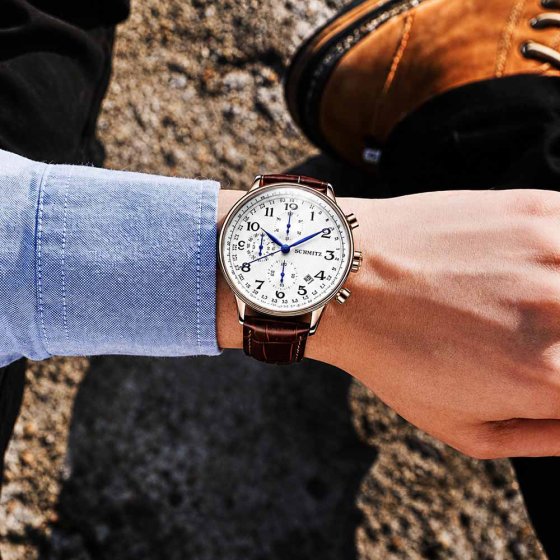 Chronographe pour homme avec bracelet en cuir 