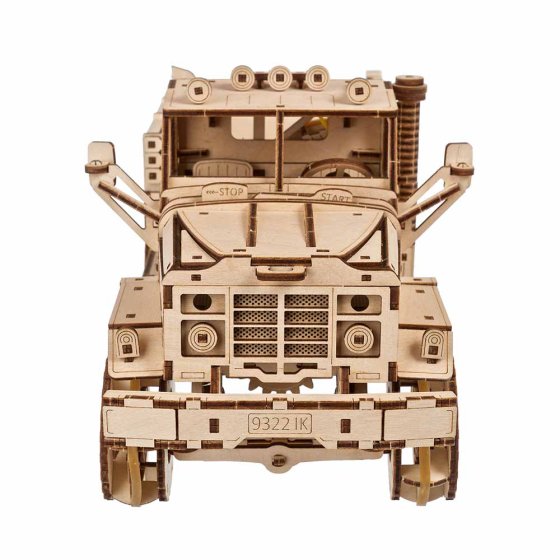Camion en bois 