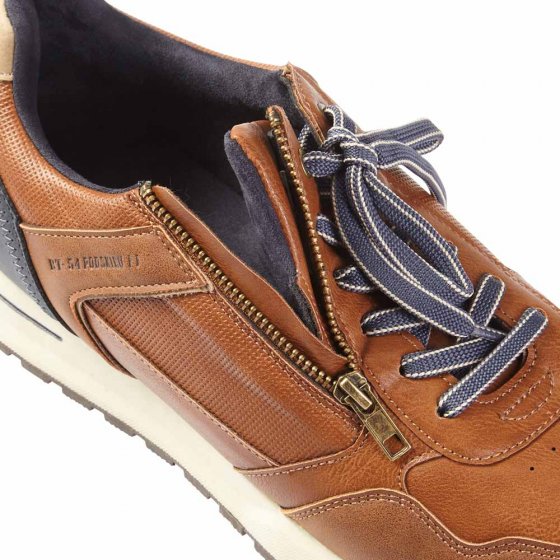 Schnürschuh mit Reisverschluss