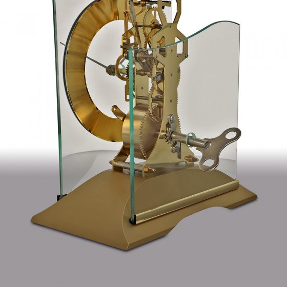Mechanische Tischuhr mit Glocke 