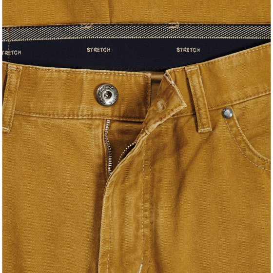 Jean coloré sportif