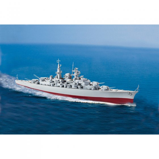 Funkgesteuertes Schiff „Bismarck” 